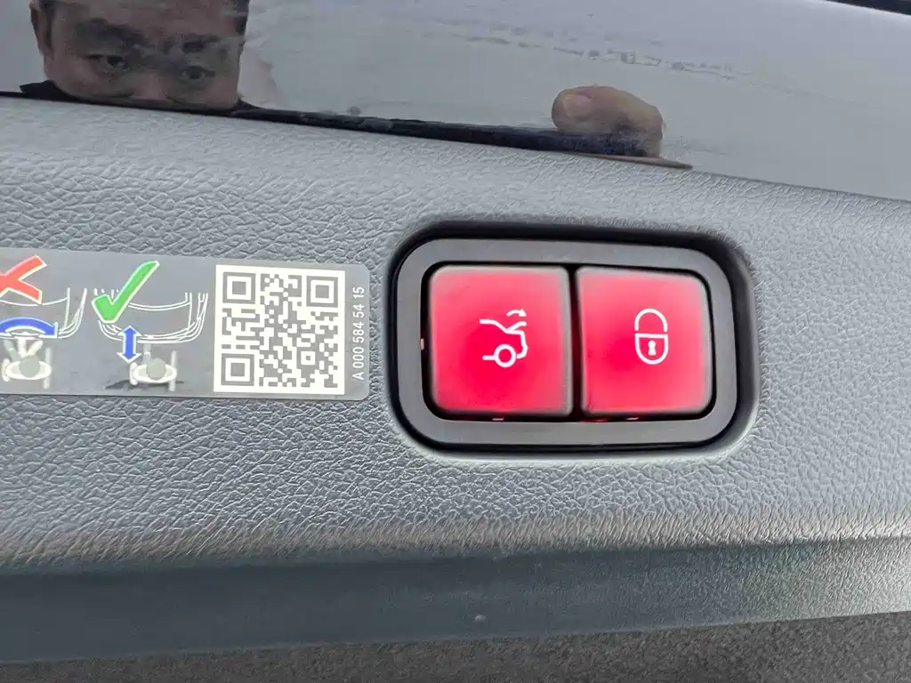 MERCEDES-BENZ E CLASS NEW ENERGY