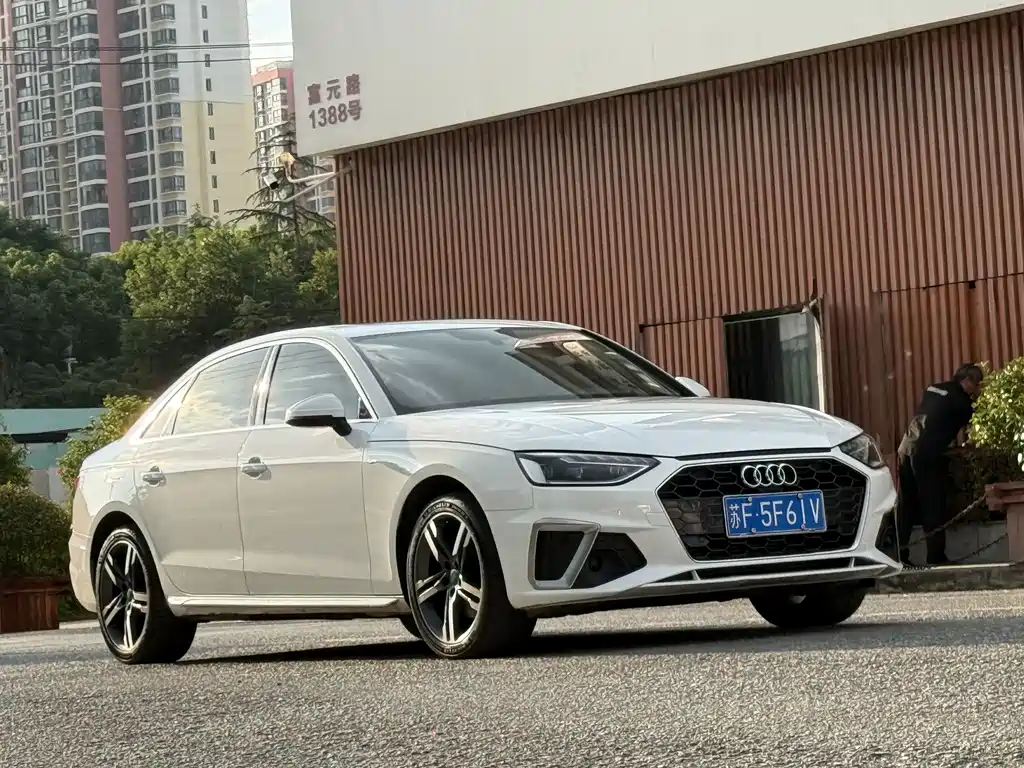Audi A4L — миниатюра 11