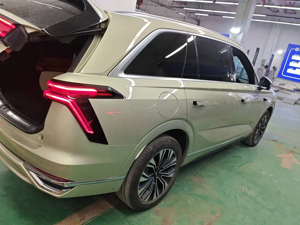 WEI PAI WEI BRAND BLUE MOUNTAIN