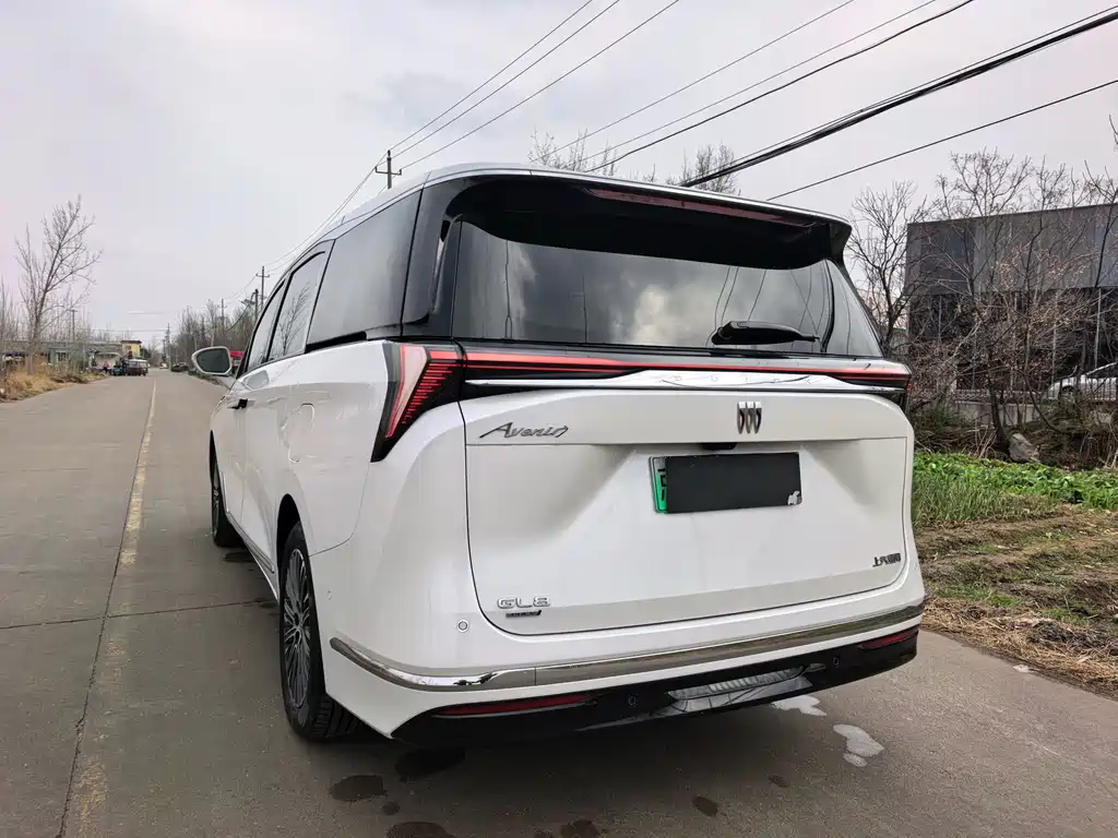 BUICK GL8 NEW ENERGY