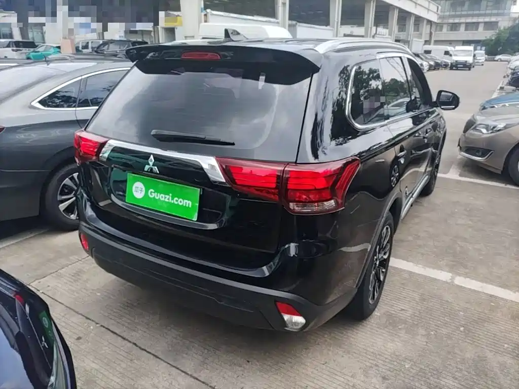 Mitsubishi Outlander 2019 2.0L Enjoy 5 мест VI