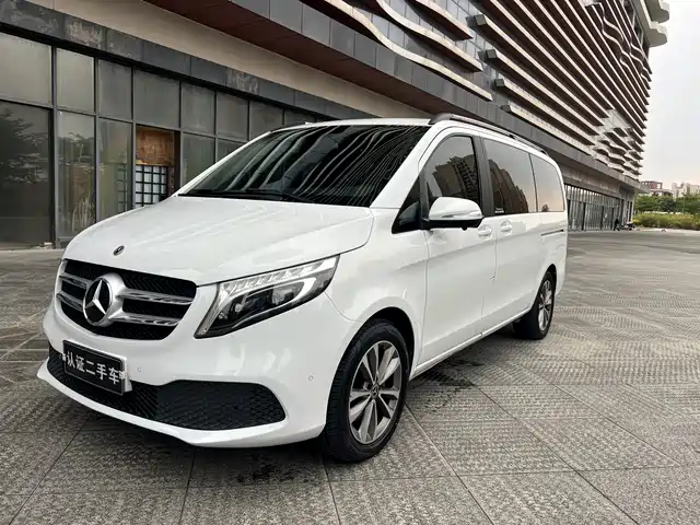 MERCEDES-BENZ V CLASS