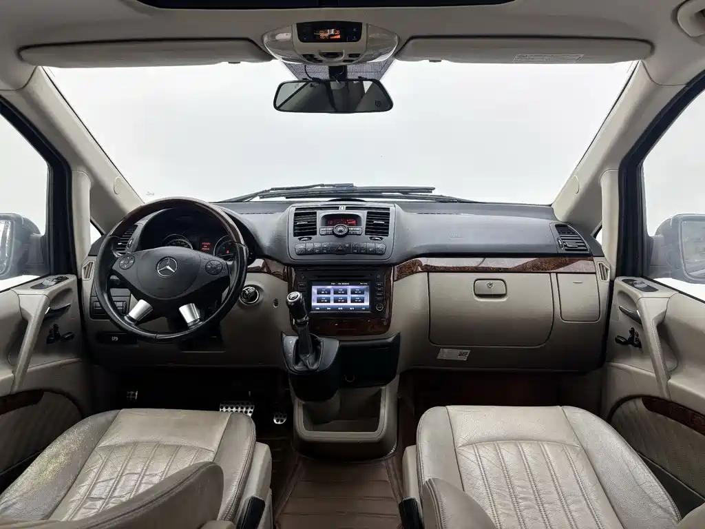 Mercedes-Benz Viano — миниатюра 12