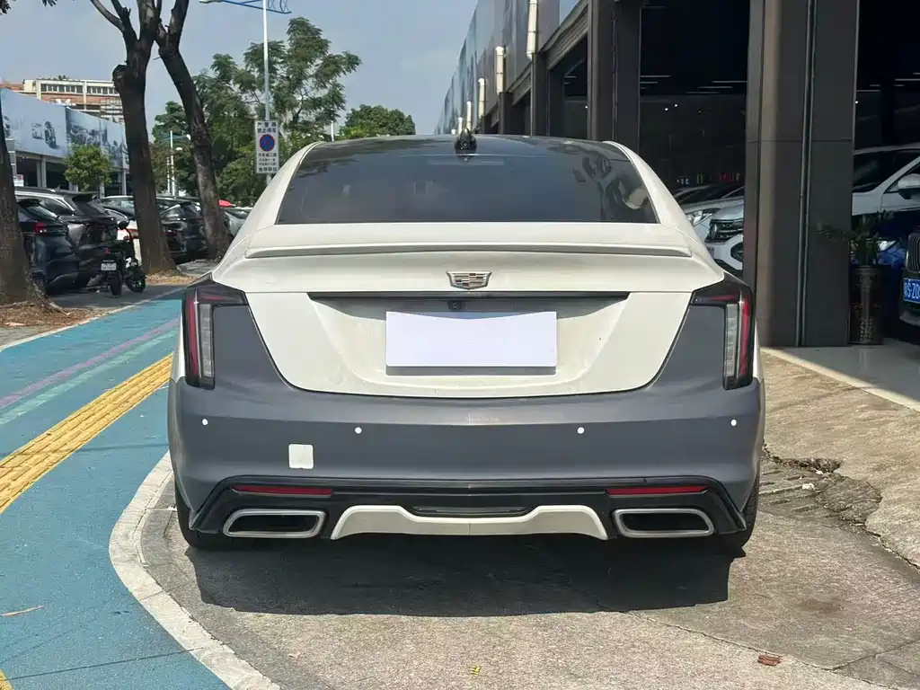 Cadillac CT5 — миниатюра 12