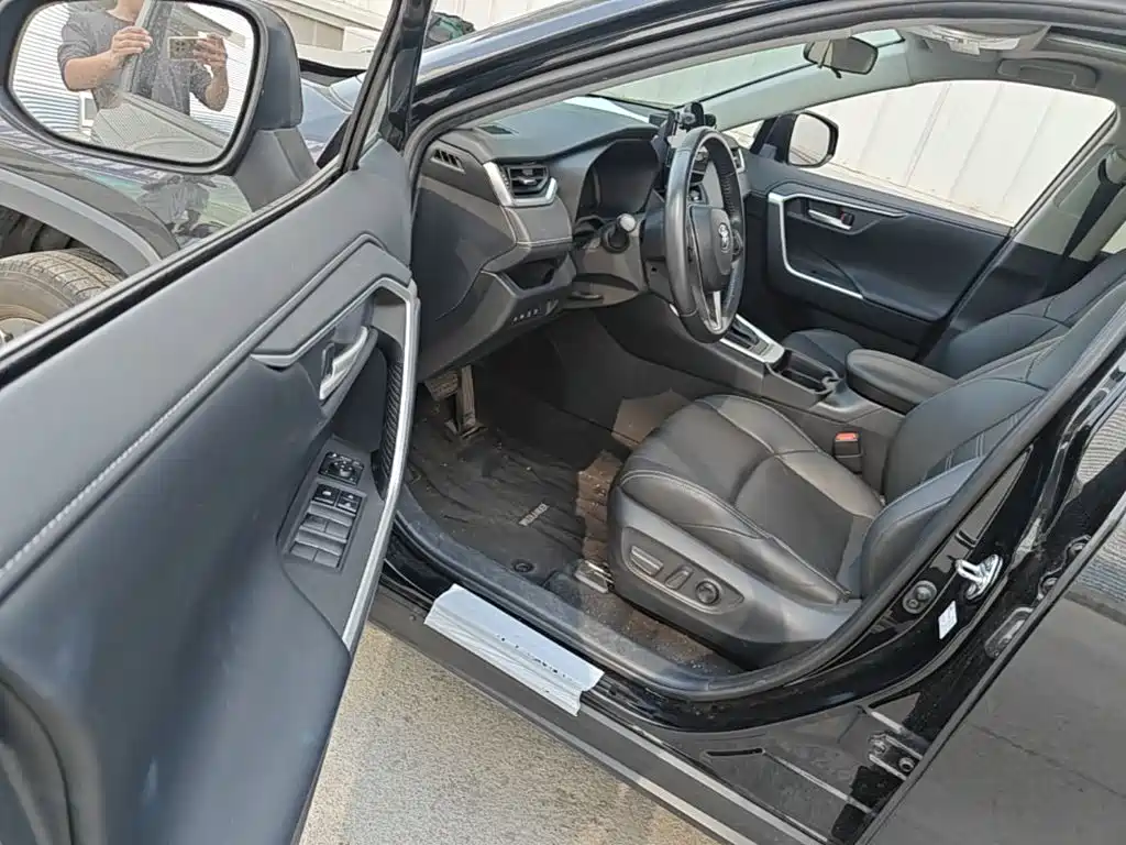 Toyota Wildlander — миниатюра 16