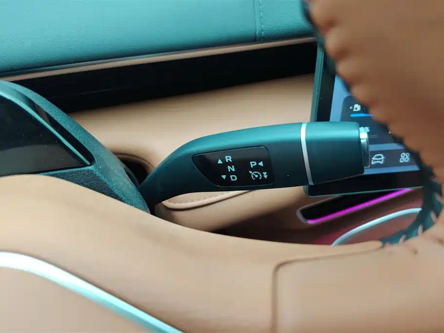 Changan Deepal DARK BLUE S07