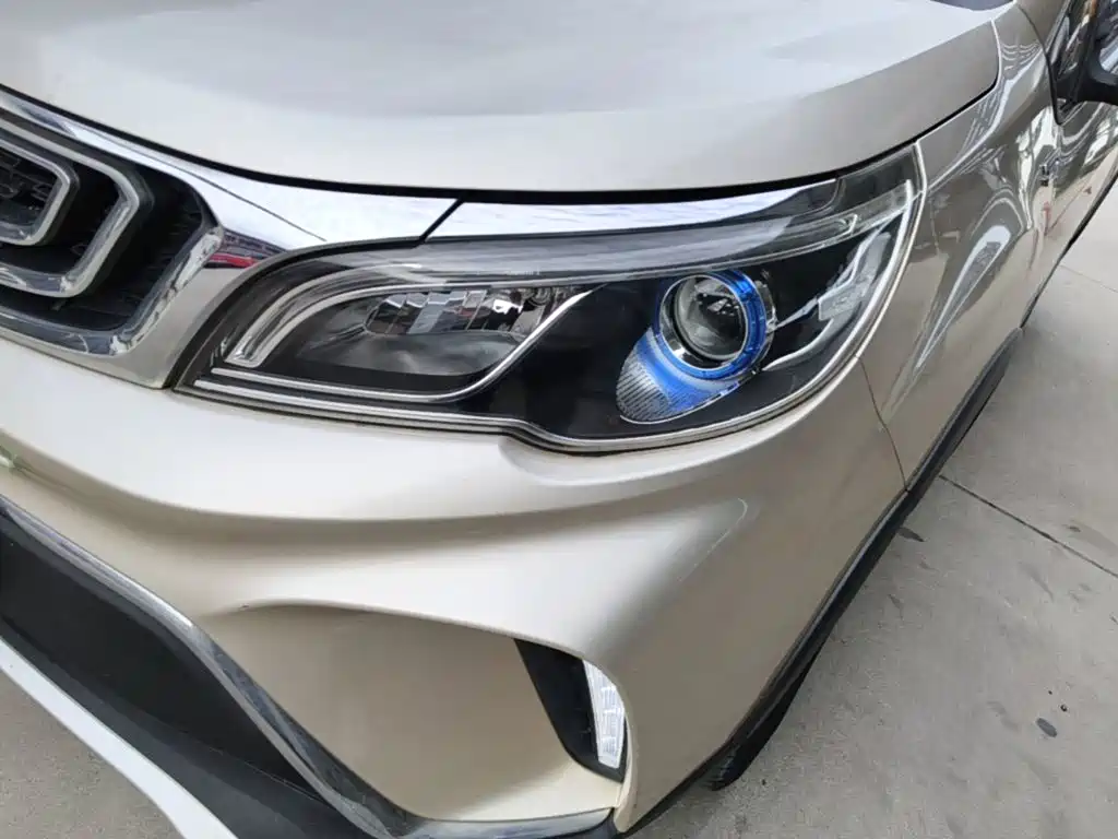 Geely Vision X3 — миниатюра 24