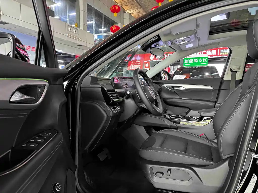 Buick Envision S — миниатюра 10