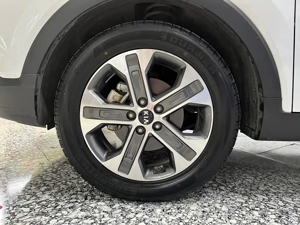 Kia Sportage — миниатюра 14