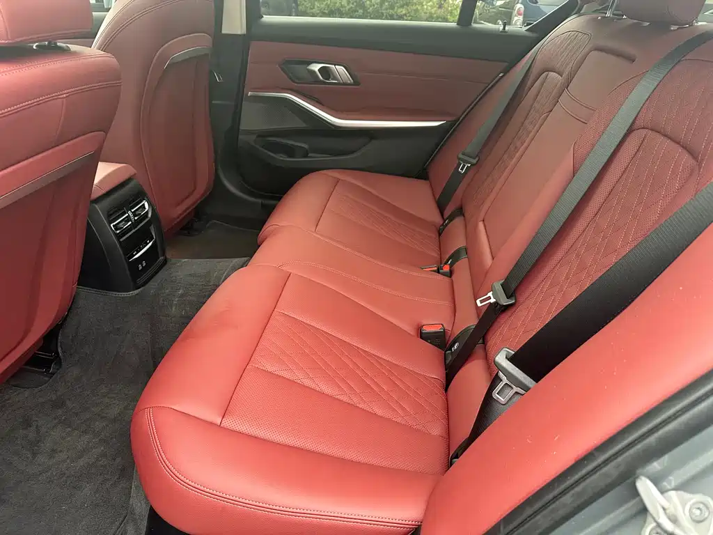 BMW i3 2024 eDrive 35 L