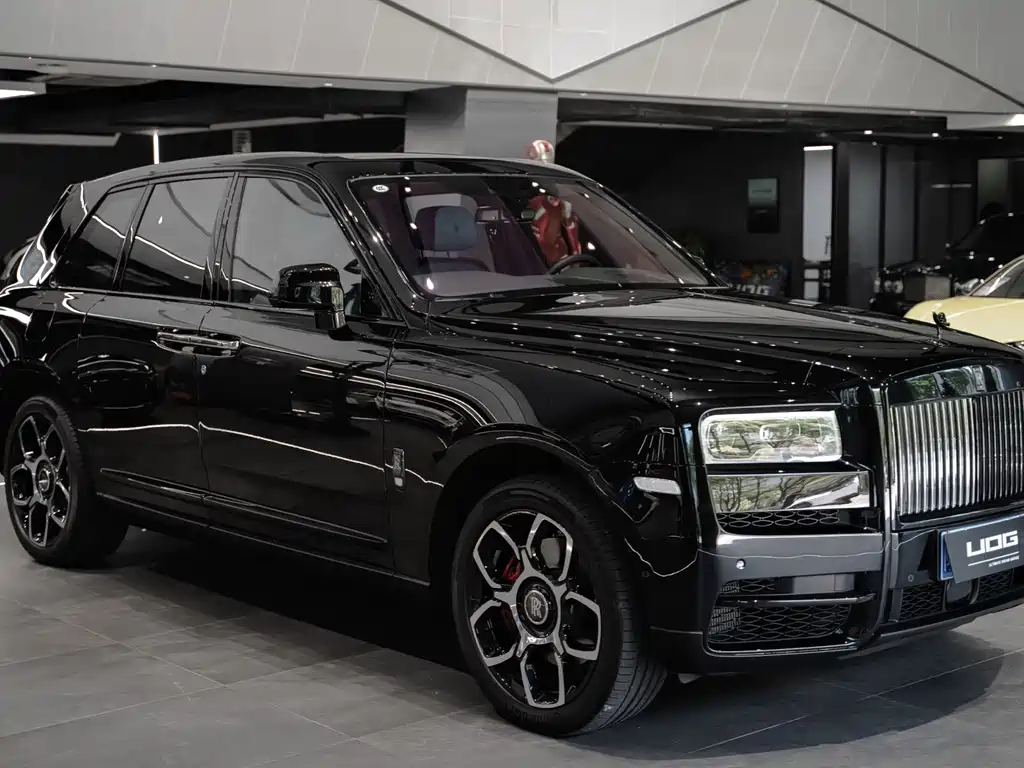 ROLLS-ROYCE CULLINAN