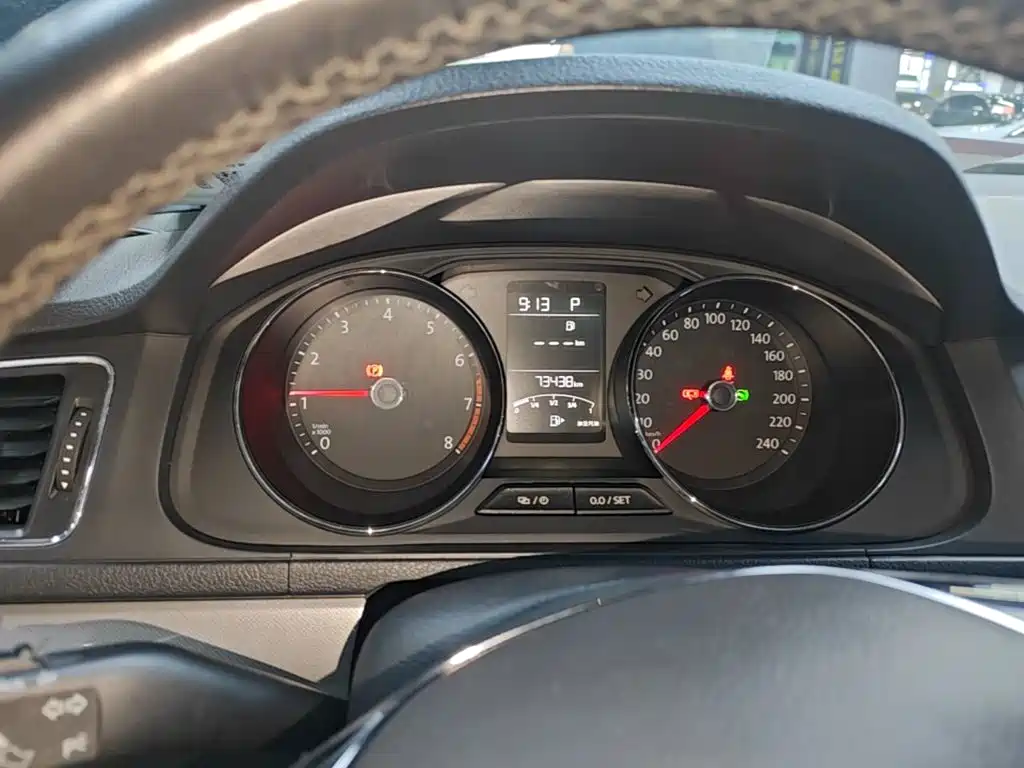 Volkswagen Lavida — миниатюра 12