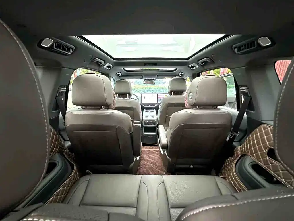 Li Auto L8 2023 Pro