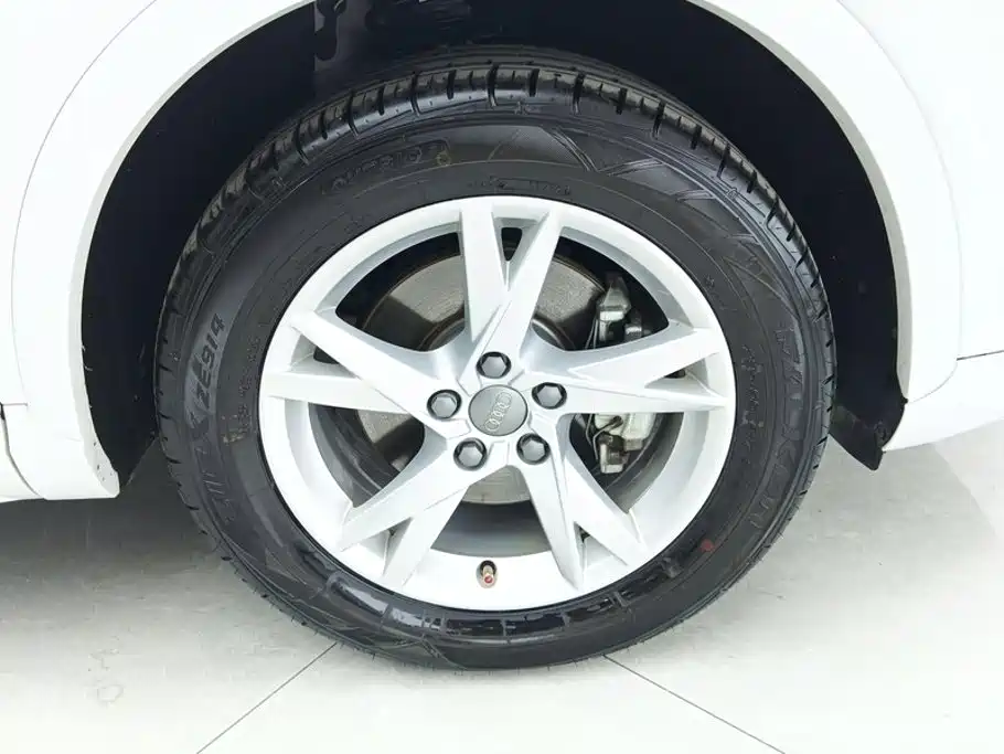 Audi Q3 — миниатюра 6