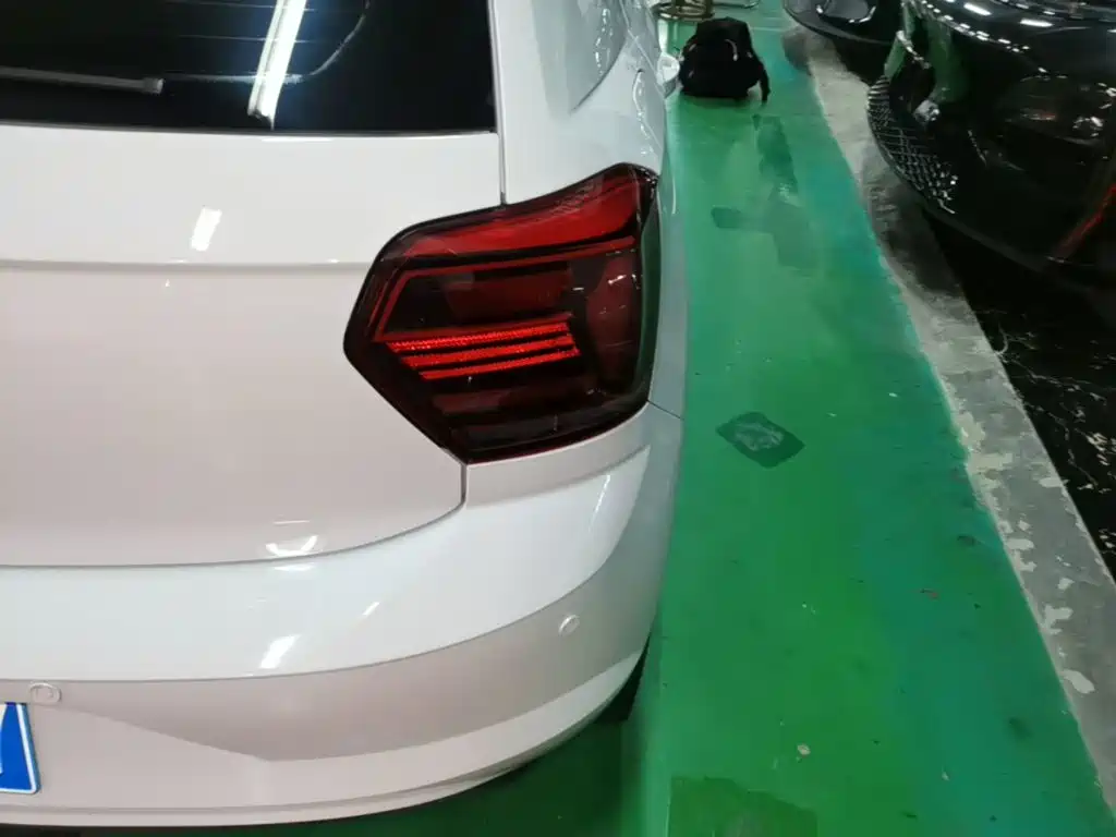 Volkswagen Polo — миниатюра 8