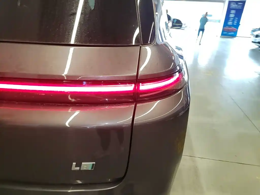 Li Auto Li L8 — миниатюра 8
