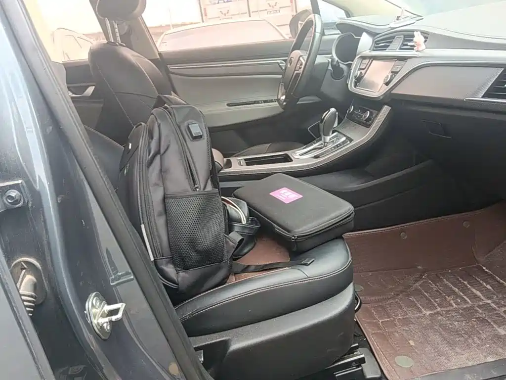 Geely Emgrand GS — миниатюра 25