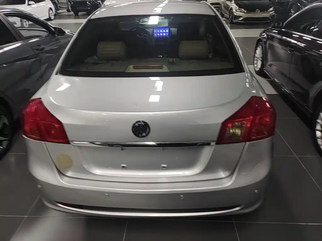 Buick Excelle — миниатюра 6