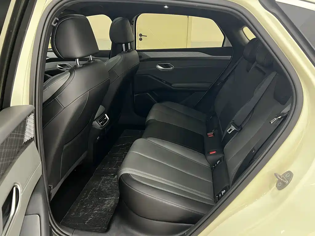 BYD Qin L — миниатюра 22