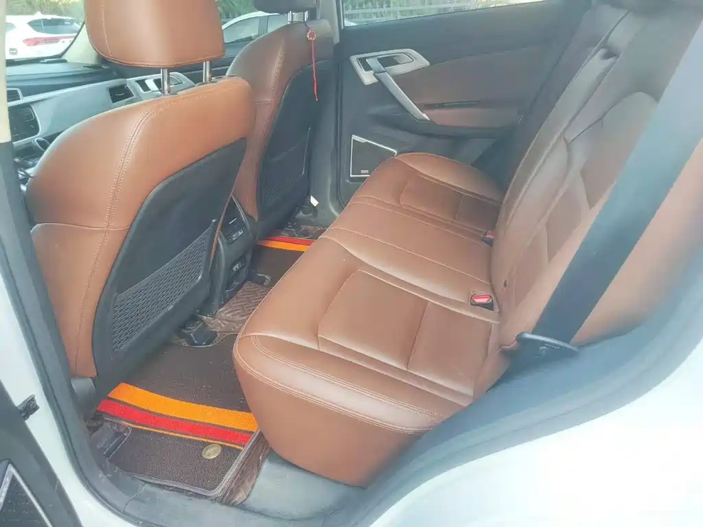 Geely Boyue — миниатюра 2