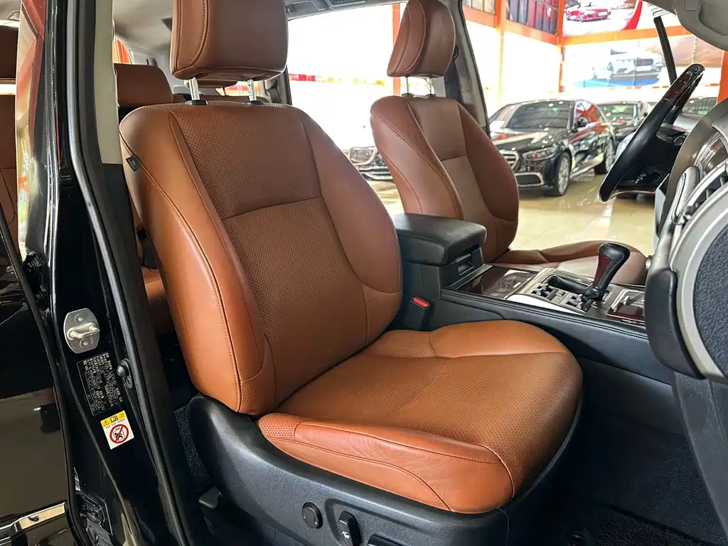 Lexus GX — миниатюра 13