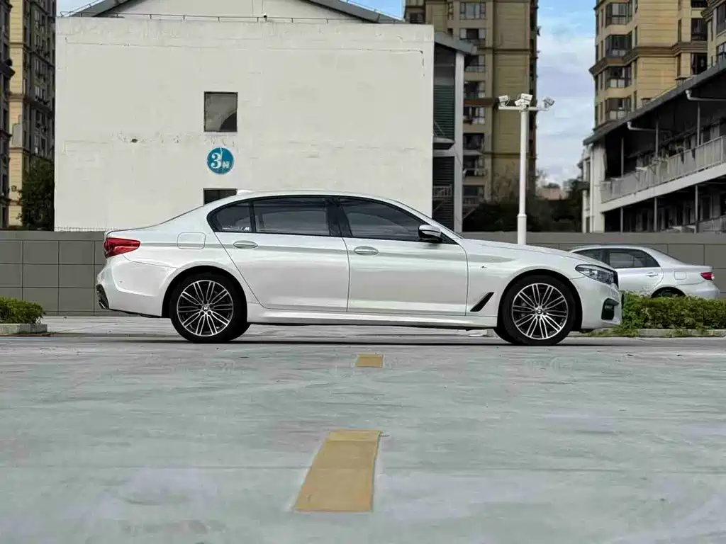 BMW 5 Series 5 2018 530Li Lead M Sport