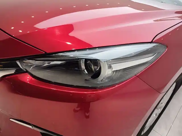 Mazda 3 Axela — миниатюра 11