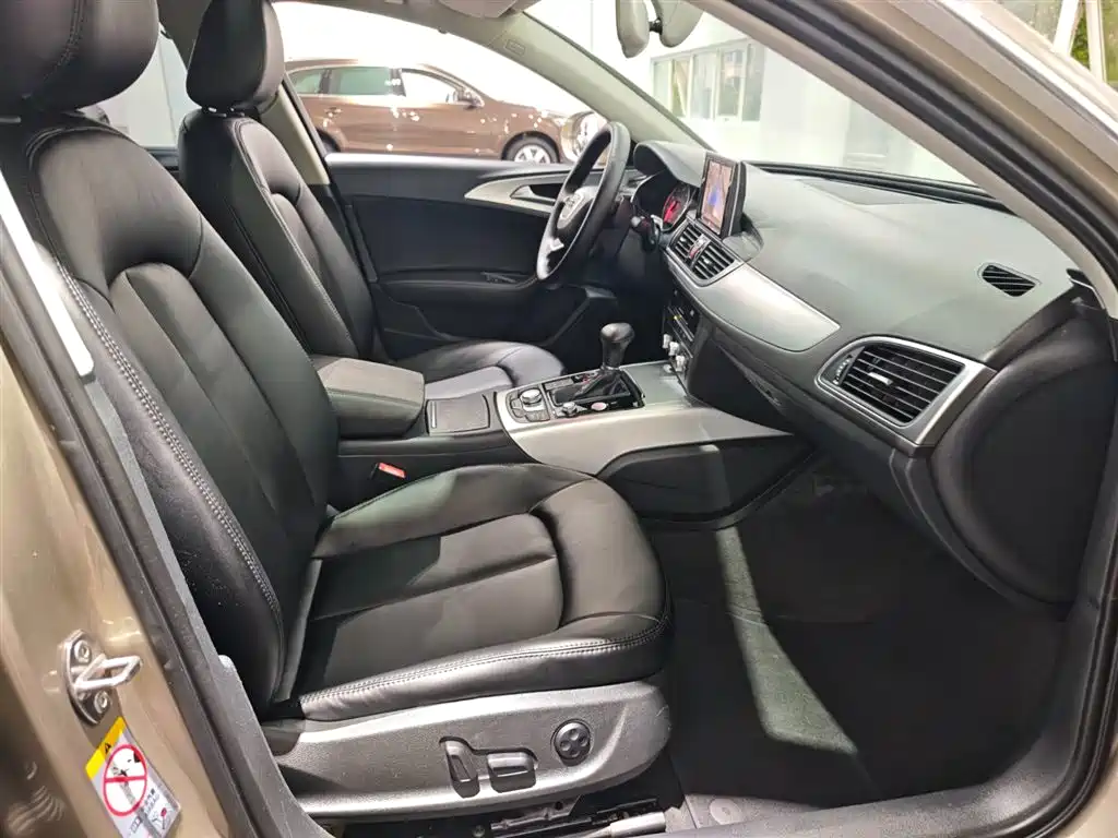 Audi A6L — миниатюра 13