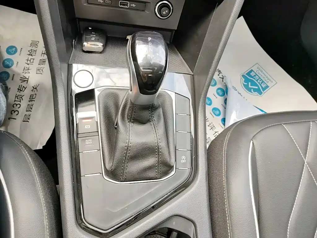 Volkswagen Tiguan L 2024 — фото 13