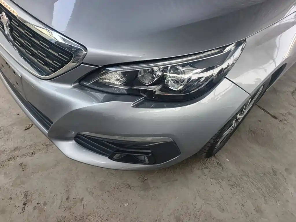 Peugeot 308 — миниатюра 24