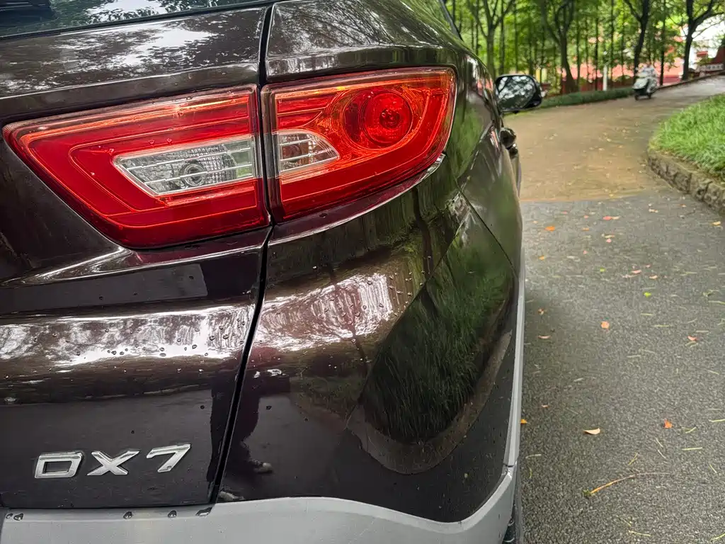 Soueast DX7 2015 1.5T MT Luxury