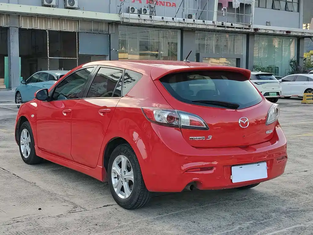Mazda 3 Xingcheng — миниатюра 6