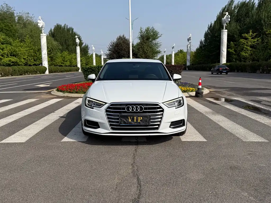Купить Audi A3