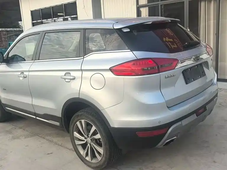 Geely Boyue — миниатюра 8