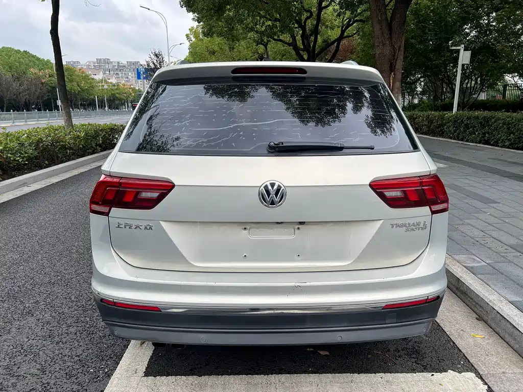 Volkswagen Tiguan L — миниатюра 6