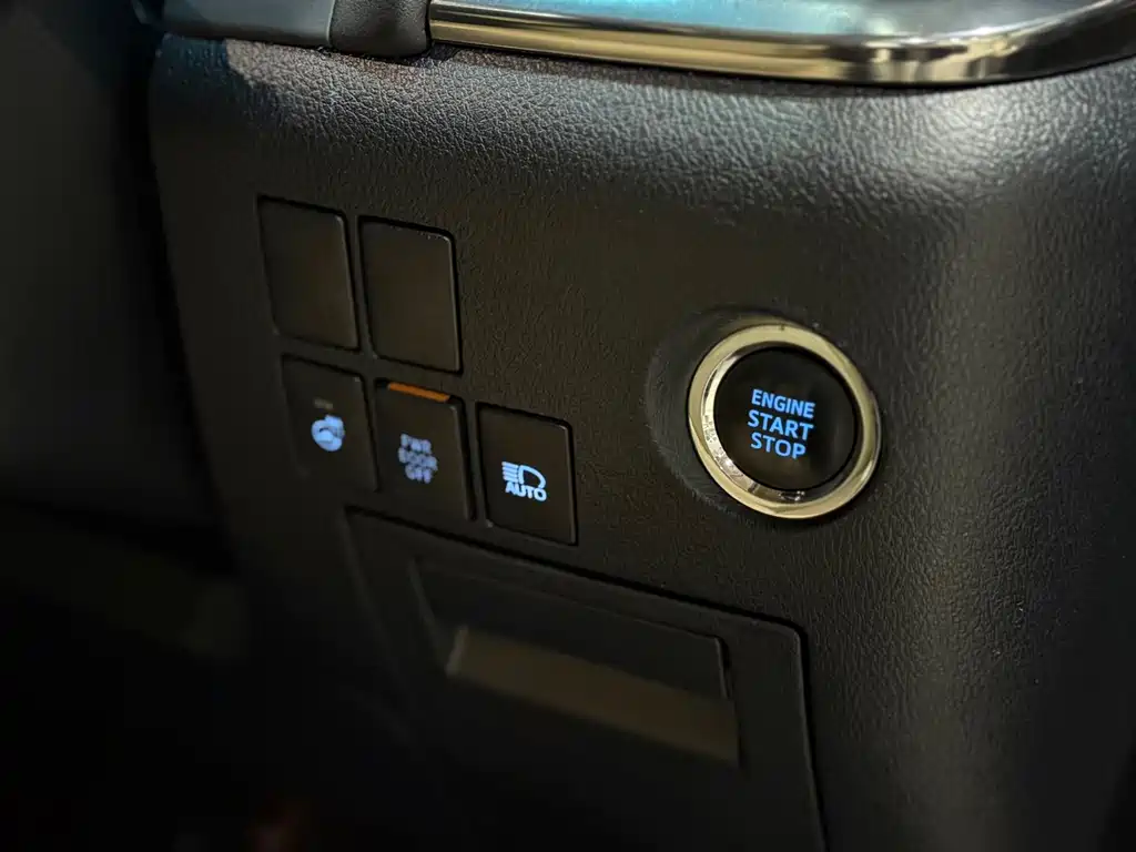Toyota Alphard — фотографии объявления, Фото 14