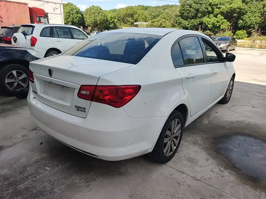 Roewe 350 — миниатюра 7