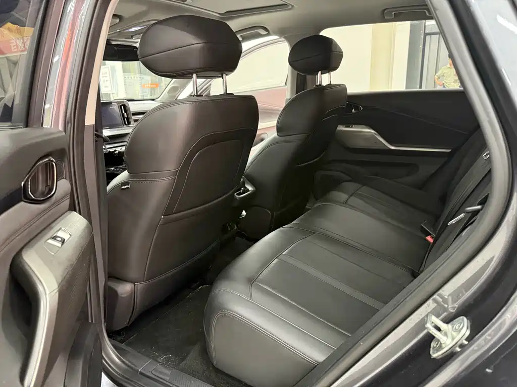 Baojun Valli — миниатюра 21