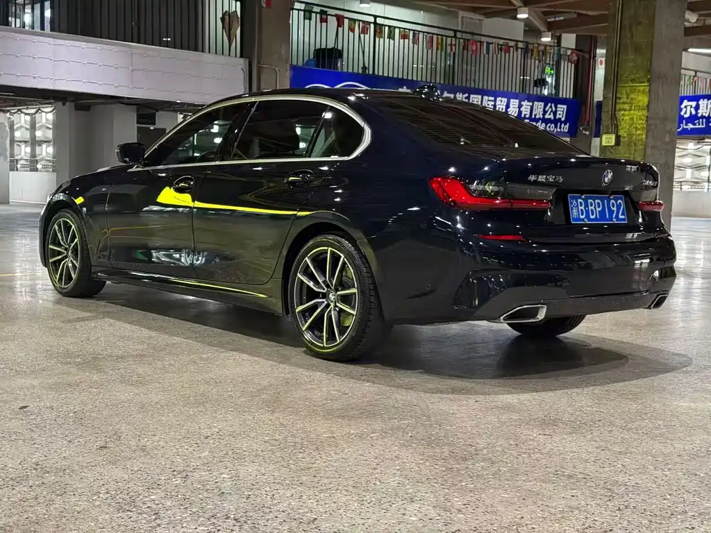 BMW 3 Series — миниатюра 7