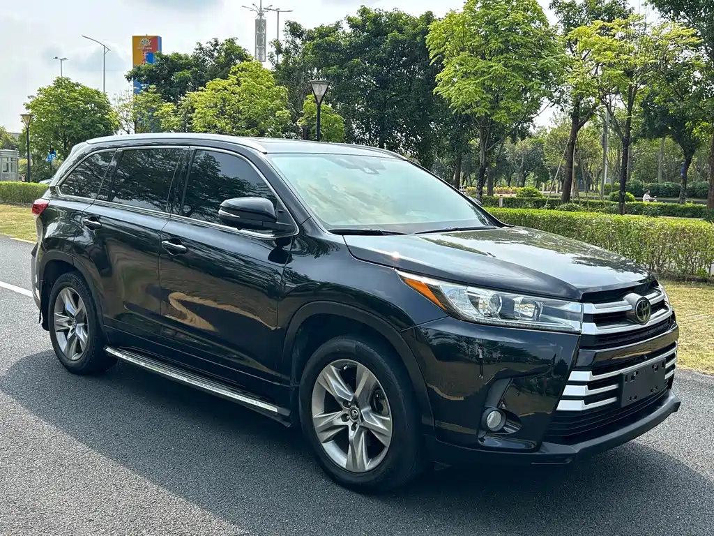 Toyota Highlander — миниатюра 3
