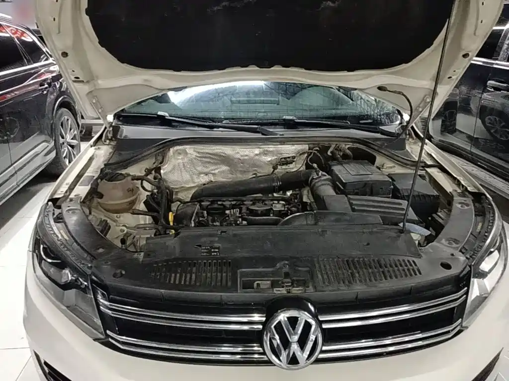 Volkswagen Tiguan — миниатюра 20
