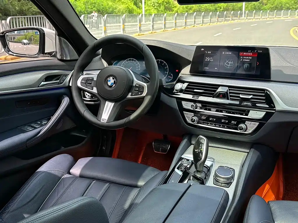 BMW 5 Series (Import) — миниатюра 12