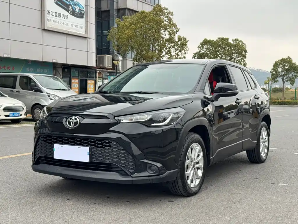 Toyota Frontlander 2024