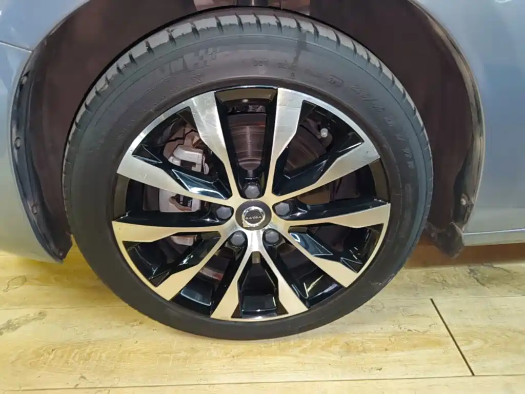 Volvo S60 — миниатюра 23