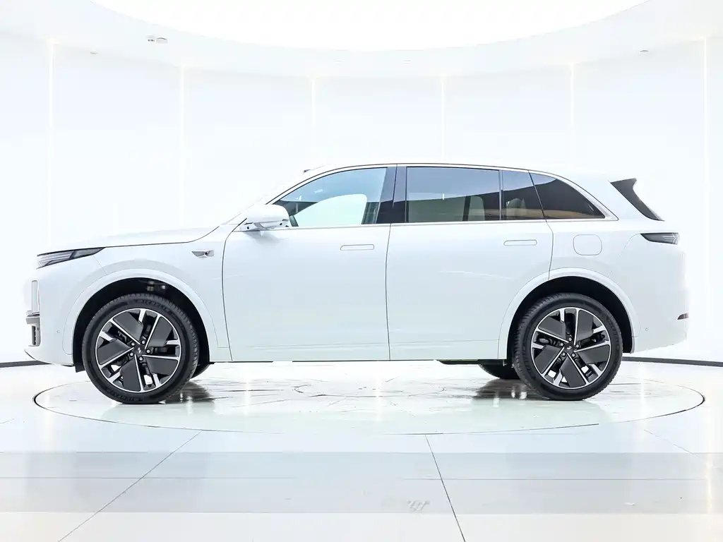Li Auto IDEAL L7