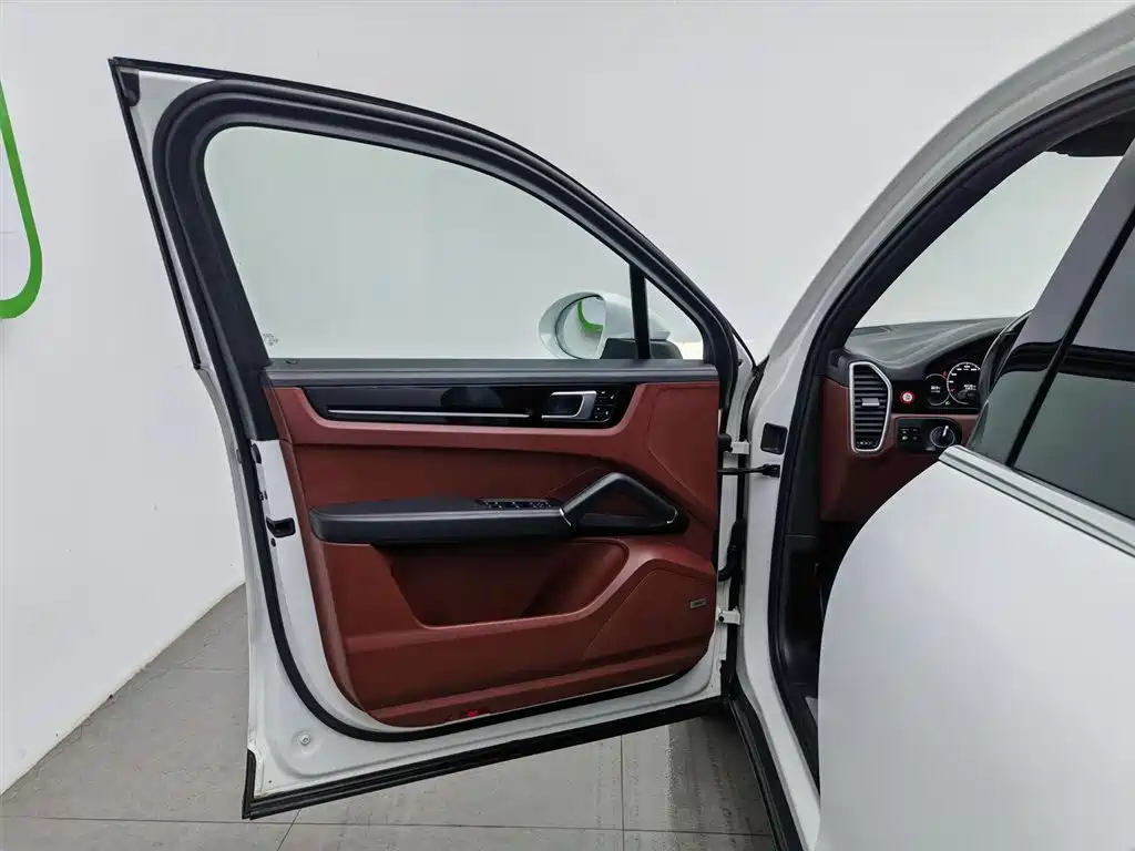Porsche Cayenne 2018 Cayenne 3.0T