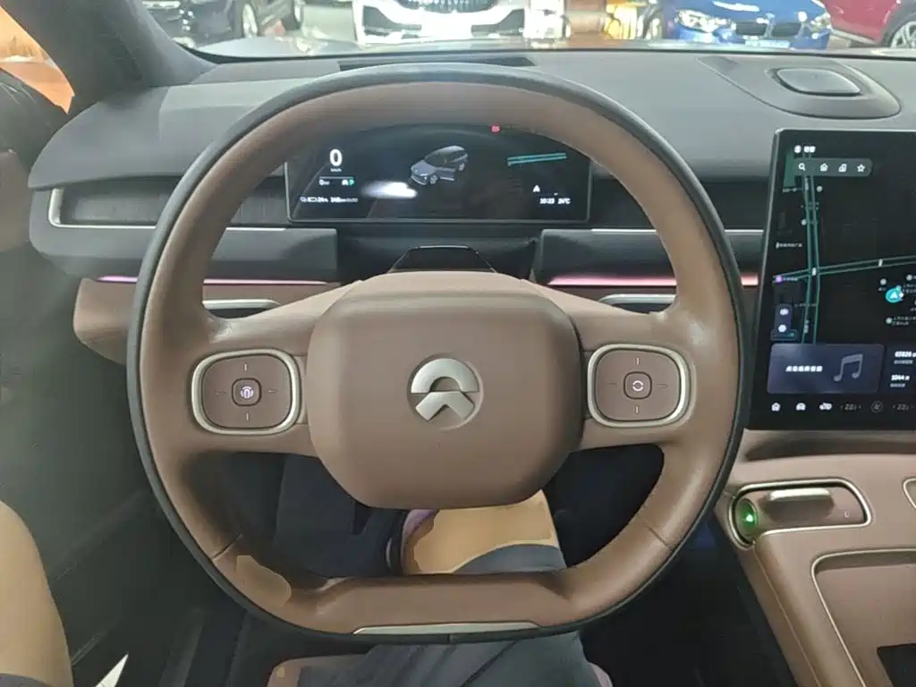 NIO ES8 — миниатюра 11