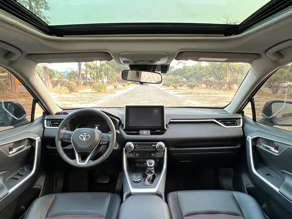 TOYOTA RAV4 RONGFANG DUAL ENGINE E+