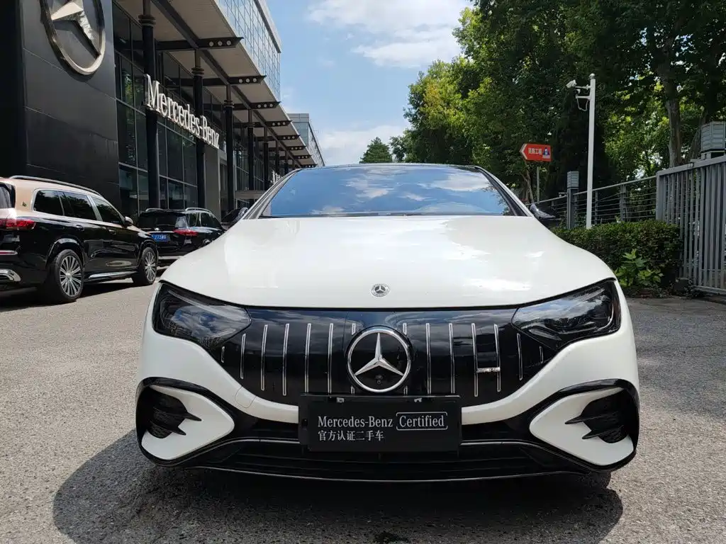 Mercedes-Benz EQE AMG — миниатюра 2