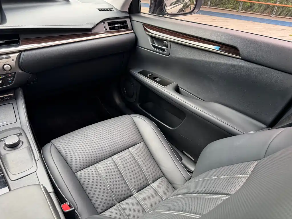 Lexus ES 2015 250 Elegant